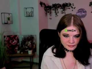 nikki-kiss