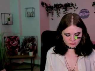 nikki-kiss