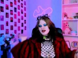 nikki-kiss
