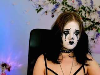 nikki-kiss