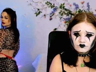 nikki-kiss live