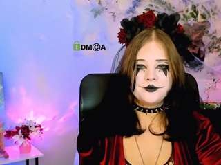 nikki-kiss live