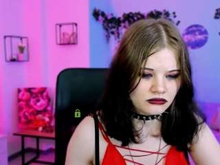 nikki-kiss