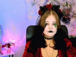 nikki-kiss