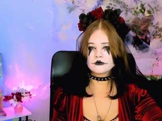 nikki-kiss
