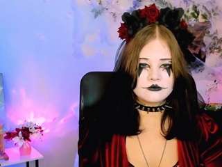 nikki-kiss