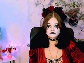 nikki-kiss