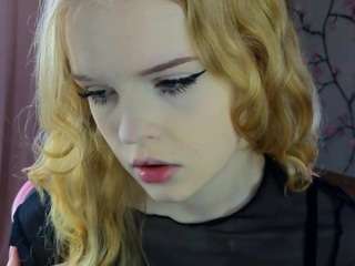 Live webcam model rosefairy on Soda Cams