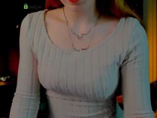 vaiolet-lovely's CamSoda show and profile