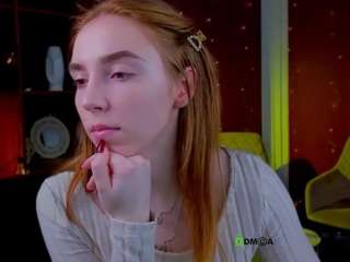 vaiolet-lovely webcam