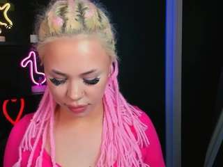 vaiolet-lovely Live Webcam on CamSoda