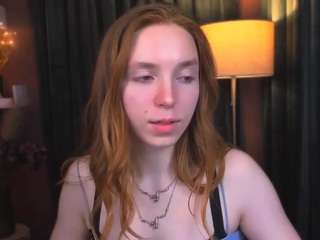 vaiolet-lovely Live Webcam on CamSoda