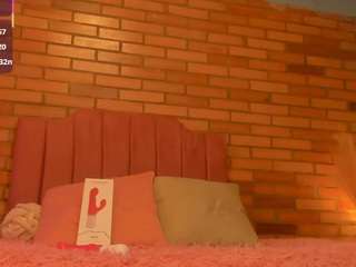 Live cam show with AmaiaMonet