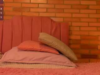 Live cam show with AmaiaMonet