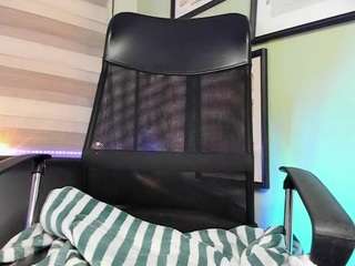 darkrouse's CamSoda show and profile