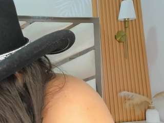 eimy-curvy webcam