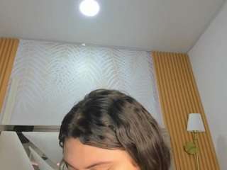 eimy-curvy