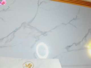 alena-kenner live webcam show