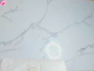 Alena Kenner live webcam show