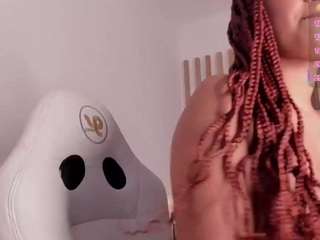 Alena Kenner live cam preview