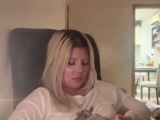 Live webcam model arthurdilbeck on Soda Cams