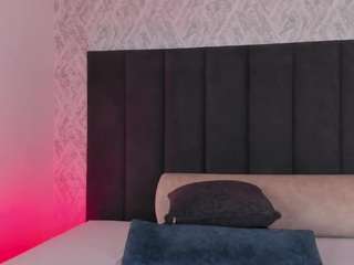 blonde-angel Live Webcam on CamSoda