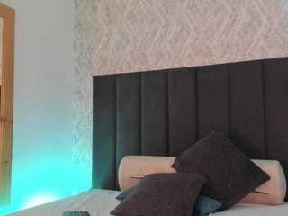 Live webcam model blonde-angel on Soda Cams