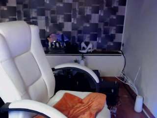 Candy-girl30 live webcam show