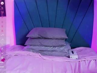 Live webcam model chloe-wish1 on Soda Cams