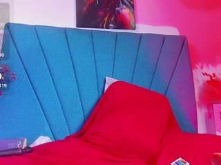 chloe-wish1 webcam