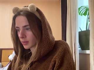 Live webcam model josefanieva on Soda Cams