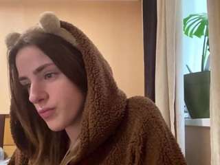 Live webcam model josefanieva on Soda Cams