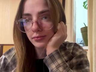 Live webcam model josefanieva on Soda Cams