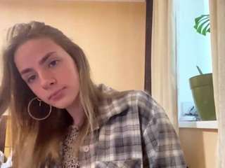 Live webcam model josefanieva on Soda Cams