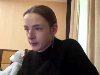le modèle josefanieva est en webcam porno dans un show sur le site camsoda, il possède les tags suivants: ahegao,athletic,young adult,upskirt,twerk,teen 18,tattoos,striptease,smoking,sexydance,sexy,sexwebcam,sexting,sensual,schoolgirl,school,role play,no drinking,natural,green eyes