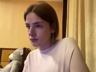 Mẫu này đang trực tiếp. josefanieva
