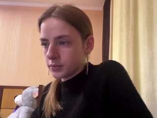 Dieses Model ist jetzt live. josefanieva