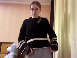 Questo modello è in diretta ora. josefanieva