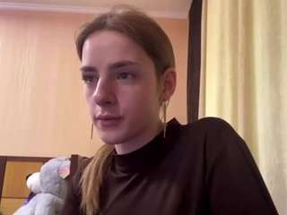 该模特正在直播。 josefanieva