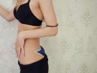 Live cam show with KarrySzweda