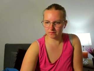roseamazing Live Webcam on CamSoda