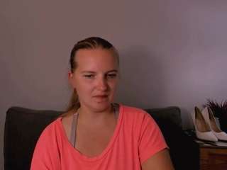 RoseAmazing live cam preview