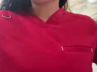 Live webcam model georgina253 on Soda Cams