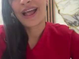 Babas en mis tetas [37 tokens remaining]