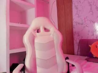 lunabelvet's CamSoda show and profile