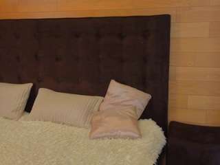 Tinamilger live cam — blue eyes, sexy, young adult