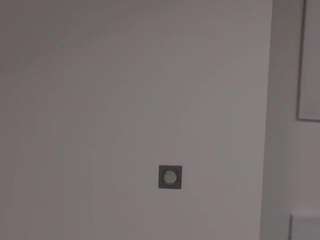 This model is live right now. vanessaharrs