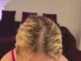 blondiexstar webcam
