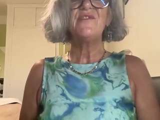 Monica Naughty live cam