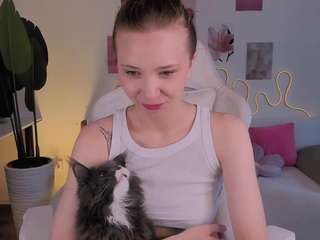 ginnygingergirl live webcam show